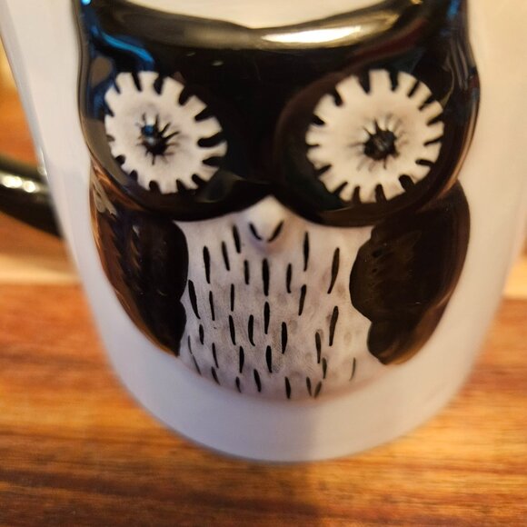 Kate Willaims global designs connections 3D black and white owl mug - Picture 2 of 6